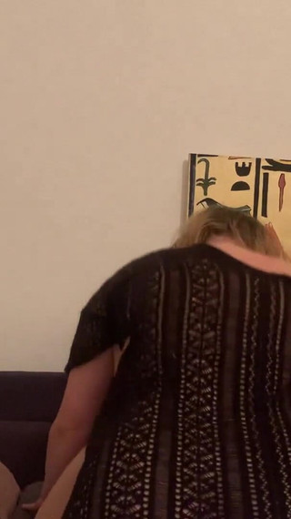 المصرية العربية يمارس الجنس مع السائح