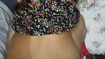 حصلت على تنظيف كس بلدي من قبل الأخ غير الشقيق في القانون