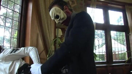 المشاغب العربية ضربة من الصعب الديك ويحصل على Facialed