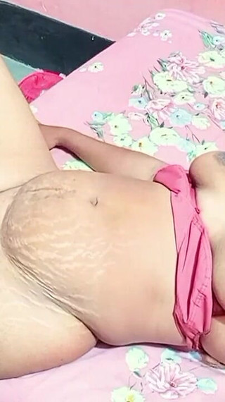 لقد مارست اليوم الجنس بعدة طرق رومانسية مع صديقتي السمينة.