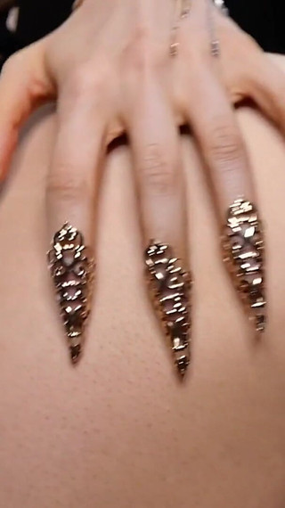 عبادة الحمار العربي