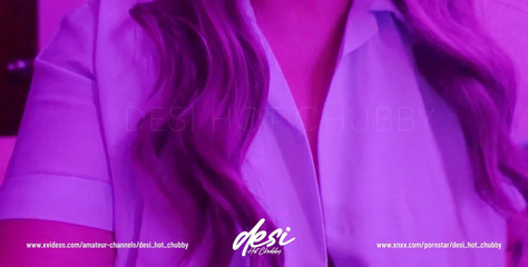 منتديات لطيف فتاة وقحة العربية الهندية تظهر لها كبير الثدي بعد الصف