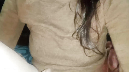 أخت السرير مع الأخ غير الشقيق اللعين في السرير الليلي