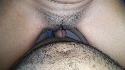 زوجتي وصديقي تتمتع جماع الدبر سخيف من الصعب