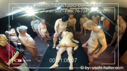 [خلف الكواليس] - هذه هي الطريقة التي يعمل بها أوشي هالر - حفلة تحول جنسى التركية المولد فرح وقحة