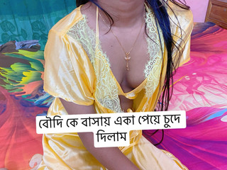 غش علاقة امرأة بنغالية مثيرة مع صديقها الجنس الرومانسي عندما يكونان بمفردهما في rom