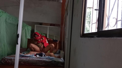 امرأة مسلمة تواعد زوجها مع ابن زوجها، لقد كانت ممارسة الجنس مع راعية البقر